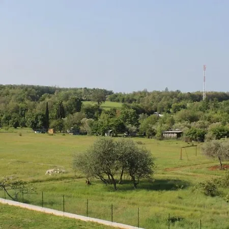 Guest house Apartments And Rooms With A Swimming Pool Babici, Umag - 3046 Umag