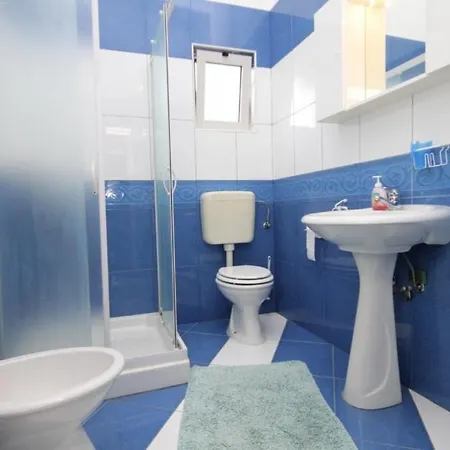 Apartments And Rooms With A Swimming Pool Babici, Umag - 3046 Guest house 4*