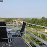 And With A Swimming Pool Babici, - 3046 게스트하우스 4*